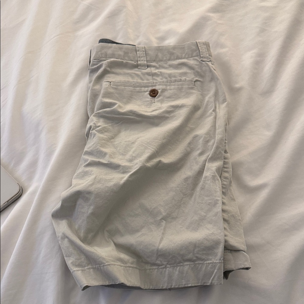 J. Crew Men's Light Tan Flat Front Shorts